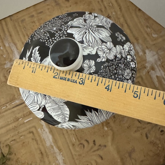 Liberty of London x Target Stoneware Canister - Picture 7 of 8